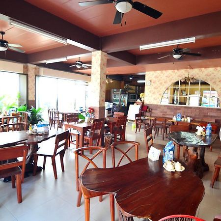 The Famous House - Jomtien Hotel Exterior photo
